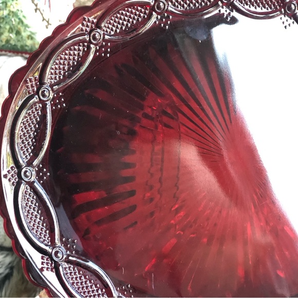 Vintage Avon Ruby Cape Cod Oval Platter - Picture 2 of 7